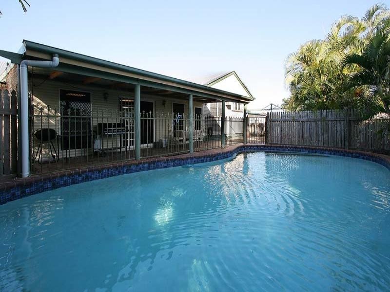 19 Johnson Street, West Mackay QLD 4740