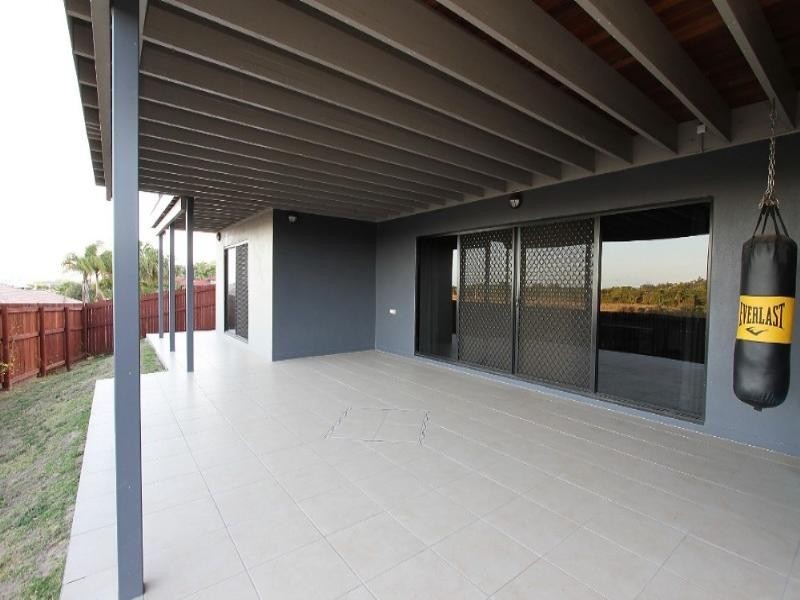 67 Cinnamon Drive, Glenella QLD 4740