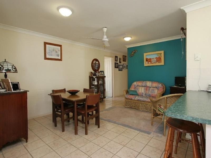 27 Denham Crescent, Rural View QLD 4740