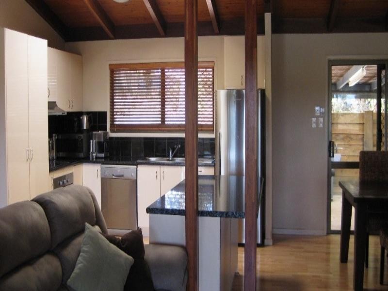 11 McReady Street, Rural View QLD 4740