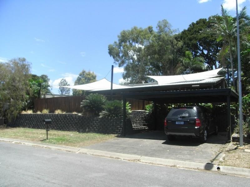 11 McReady Street, Rural View QLD 4740