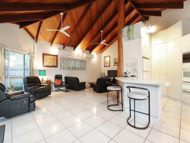 10 Neill Street, East Mackay QLD 4740