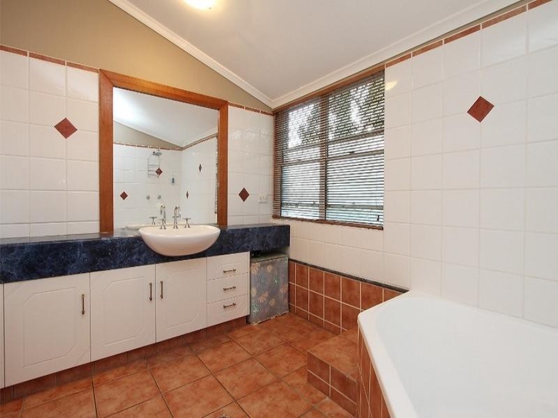 1 Park Street, East Mackay QLD 4740