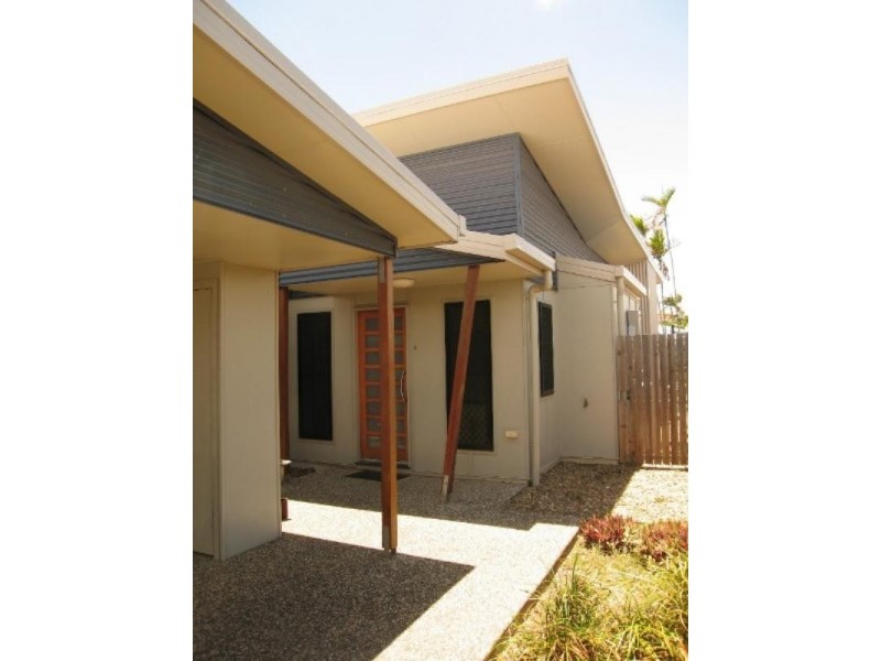 4/36 Slater Avenue, Blacks Beach QLD 4740