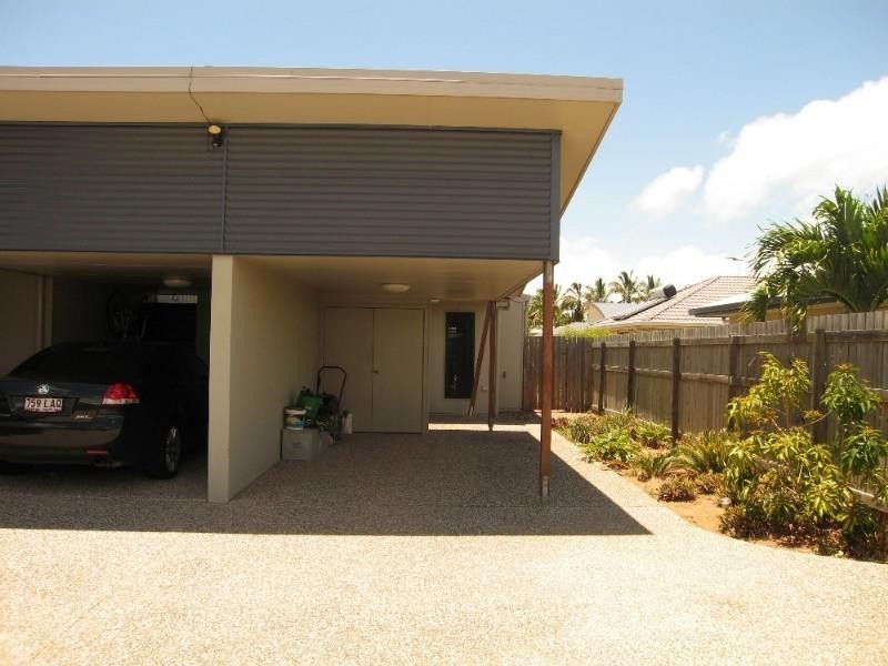4/36 Slater Avenue, Blacks Beach QLD 4740