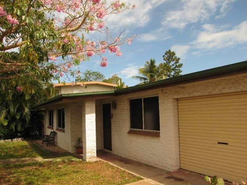 13 Quail Street, Slade Point QLD 4740
