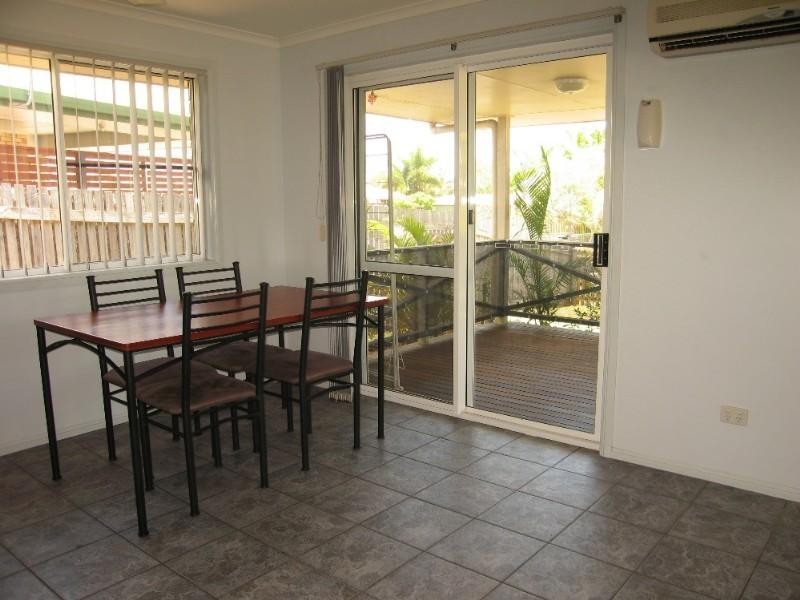 11 Kristy Crescent, Eimeo QLD 4740