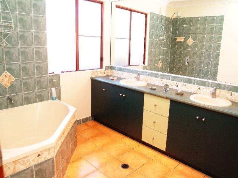 15 Michelle Crescent, Bucasia QLD 4750