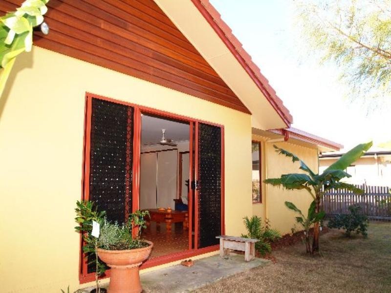 15 Michelle Crescent, Bucasia QLD 4750