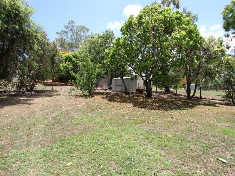 8 Windsor Drive, Hay Point QLD 4740