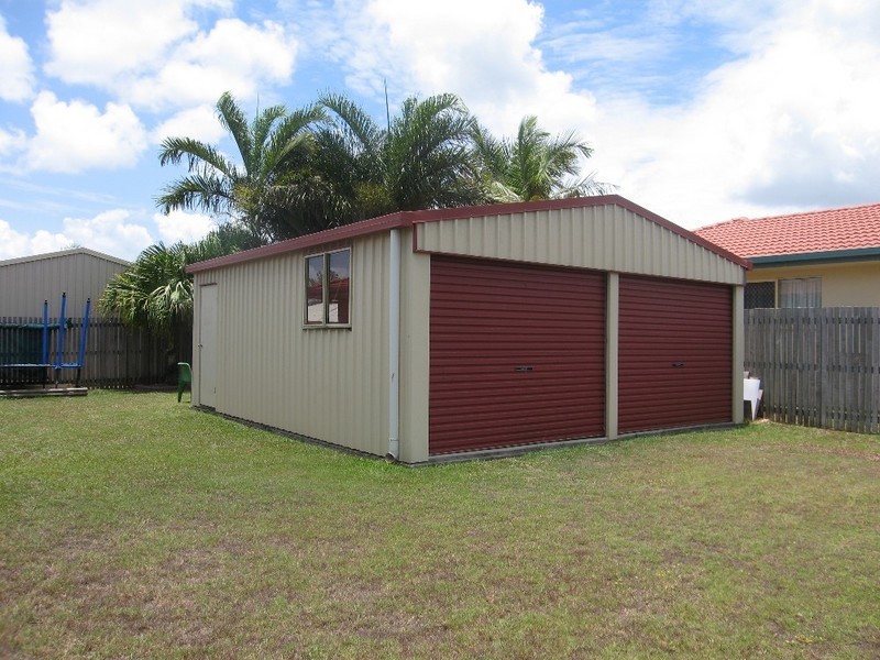 55 Pioneer Street, Glenella QLD 4740