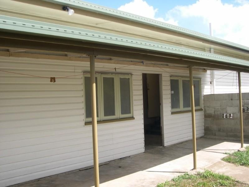 75 Paradise Street, South Mackay QLD 4740