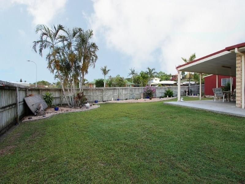 2 John Oxley Avenue, Rural View QLD 4740