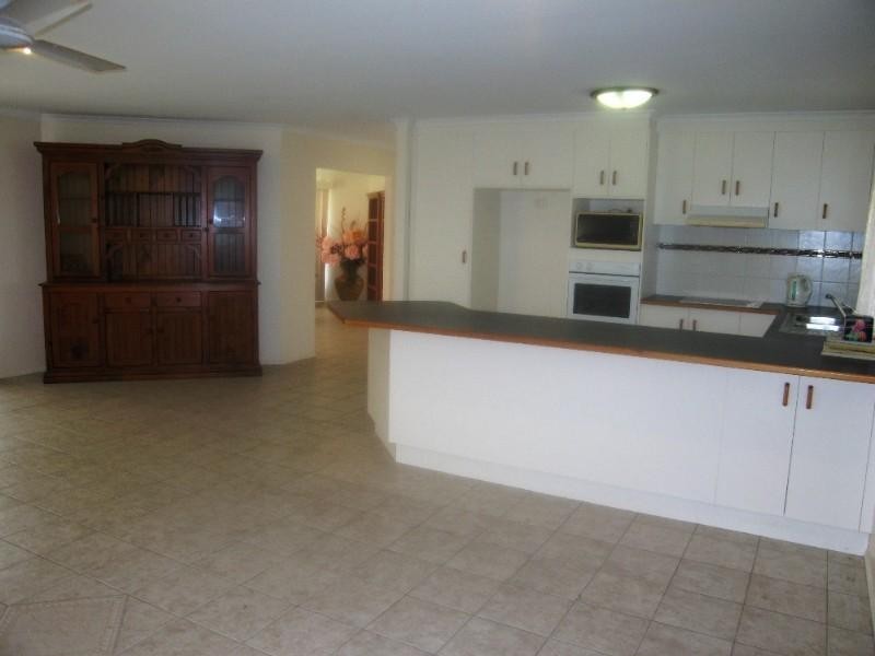 30 Michelle Crescent, Bucasia QLD 4750