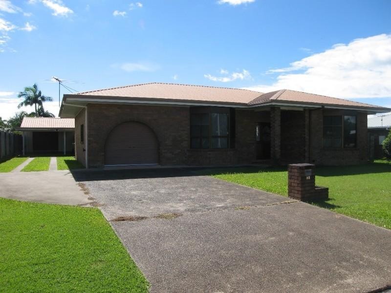 42 Bernborough Avenue, Ooralea QLD 4740