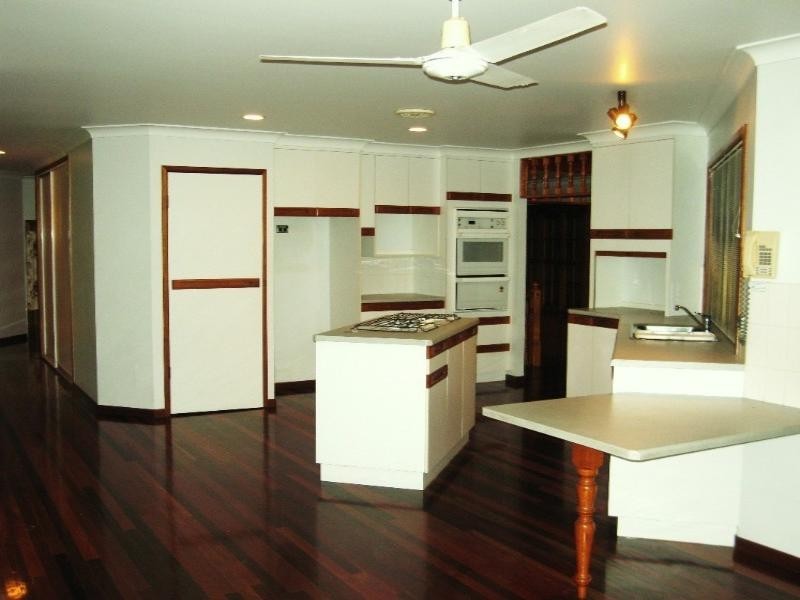 42 Bernborough Avenue, Ooralea QLD 4740