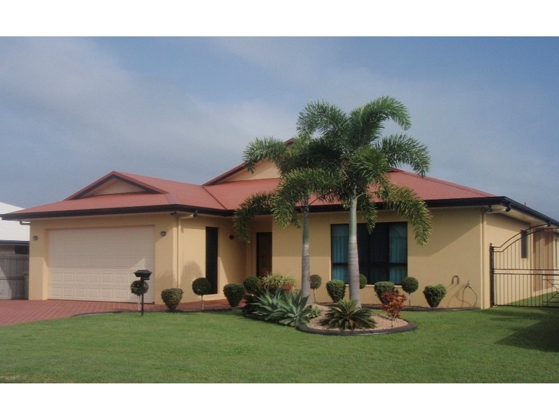 8 Pauline Street, Walkerston QLD 4751