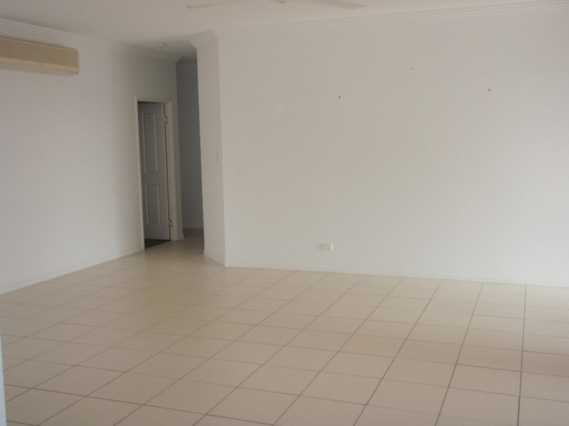 8 Pauline Street, Walkerston QLD 4751