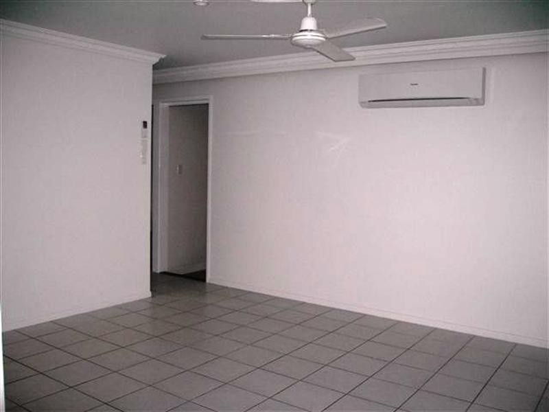 2/98 Milton Street, Mackay QLD 4740