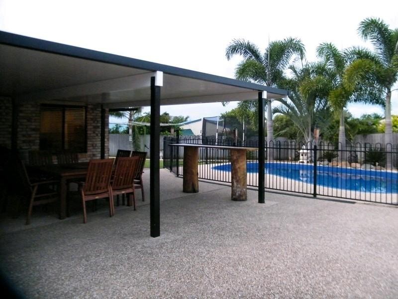 3 Shamic Court, Eimeo QLD 4740