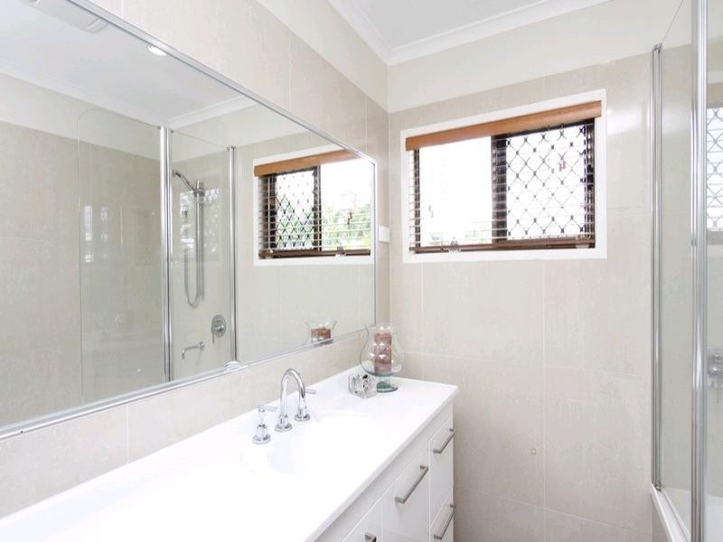 1 Hillside Terrace, Mount Pleasant QLD 4740