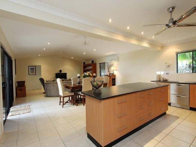 17 Shuttlewood Drive, Mackay QLD 4740