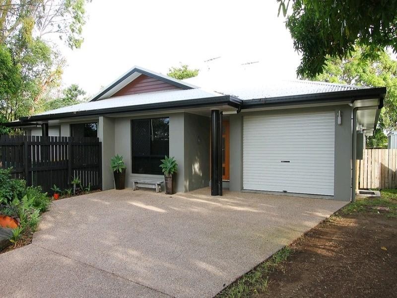 2/1 Quail Street, Slade Point QLD 4740