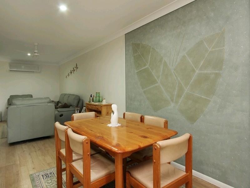 2/1 Quail Street, Slade Point QLD 4740