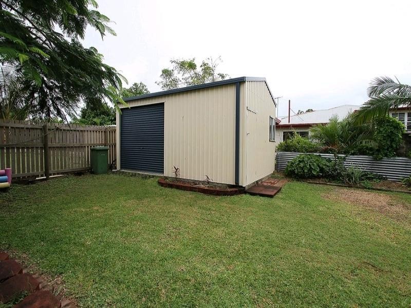 15 Crane Street, Slade Point QLD 4740