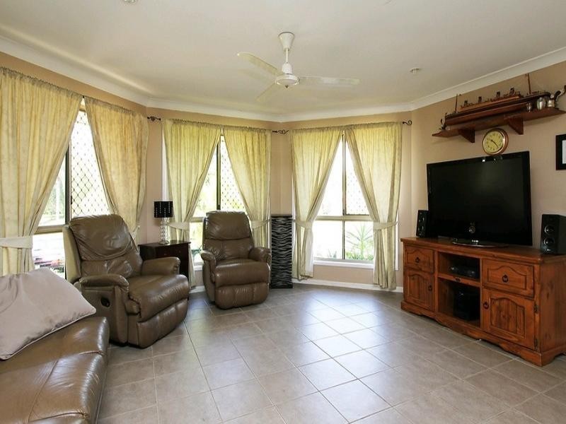 11 Davlyn Drive, Andergrove QLD 4740
