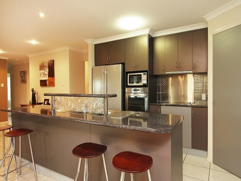 19 Francey Drive, Glenella QLD 4740