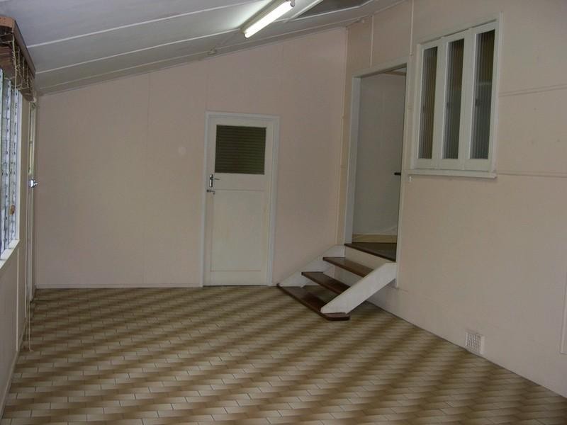 203 Nebo Road, West Mackay QLD 4740