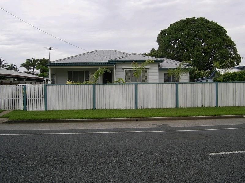 39 Holland Street, West Mackay QLD 4740