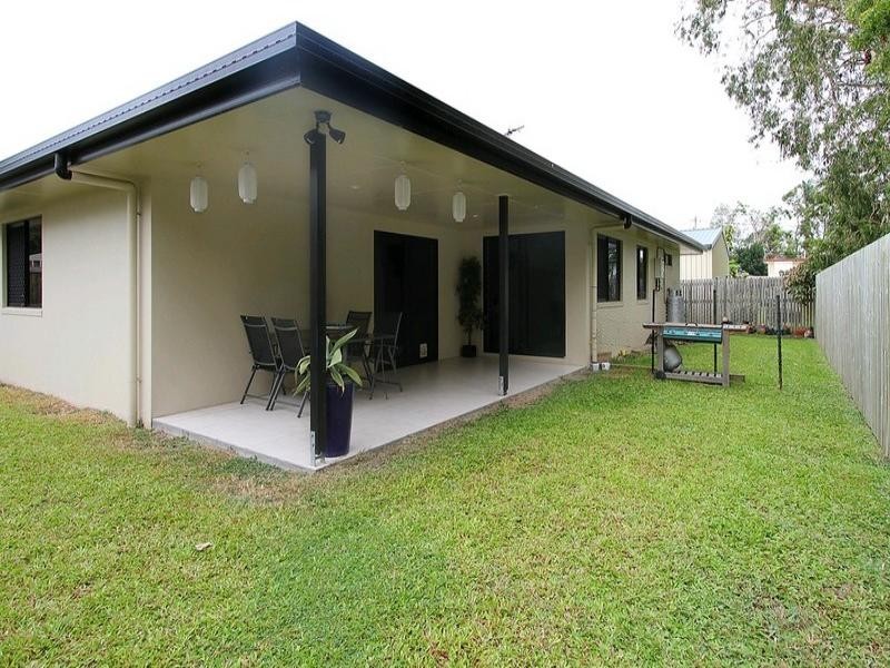 2/11 Tramontana Street, Andergrove QLD 4740