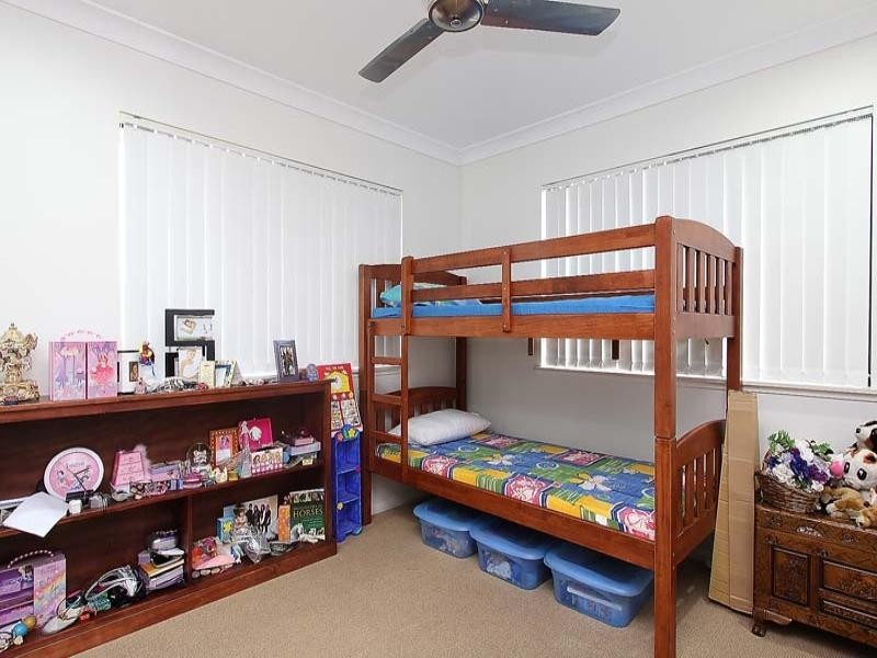 2/11 Tramontana Street, Andergrove QLD 4740