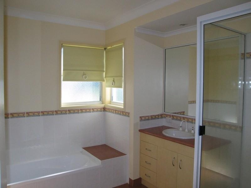 1/3 Gracie Court, Walkerston QLD 4751