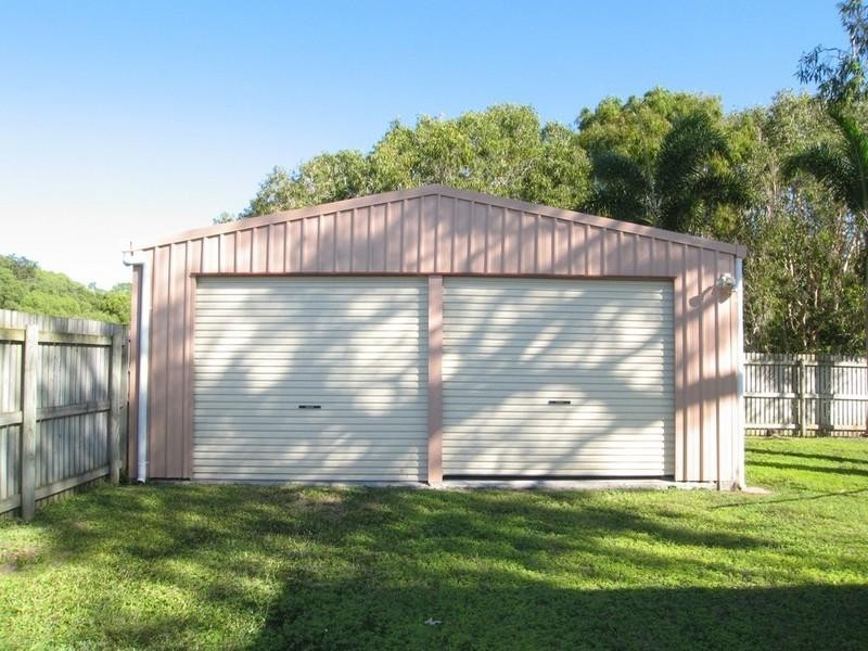 9 Alison Street, Slade Point QLD 4740