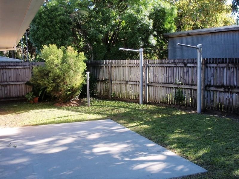 1/2 Glenhorn Close, West Mackay QLD 4740