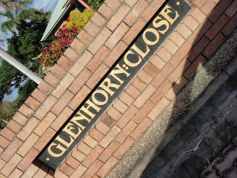 1/2 Glenhorn Close, West Mackay QLD 4740