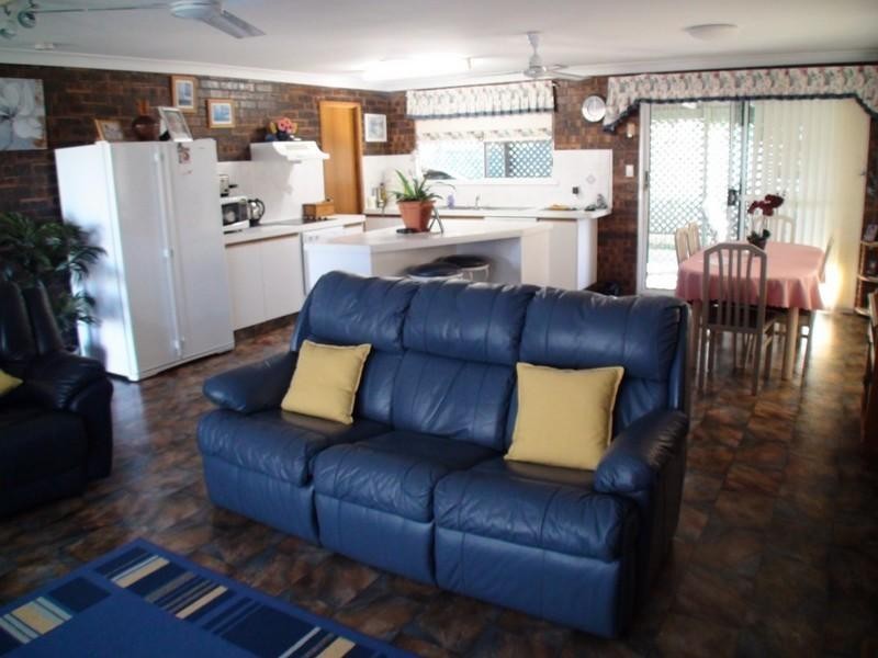 2 Tammy Court, Ooralea QLD 4740