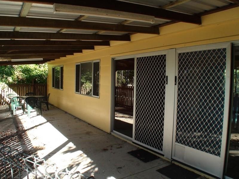 6 Woodlands Drive, Eimeo QLD 4740