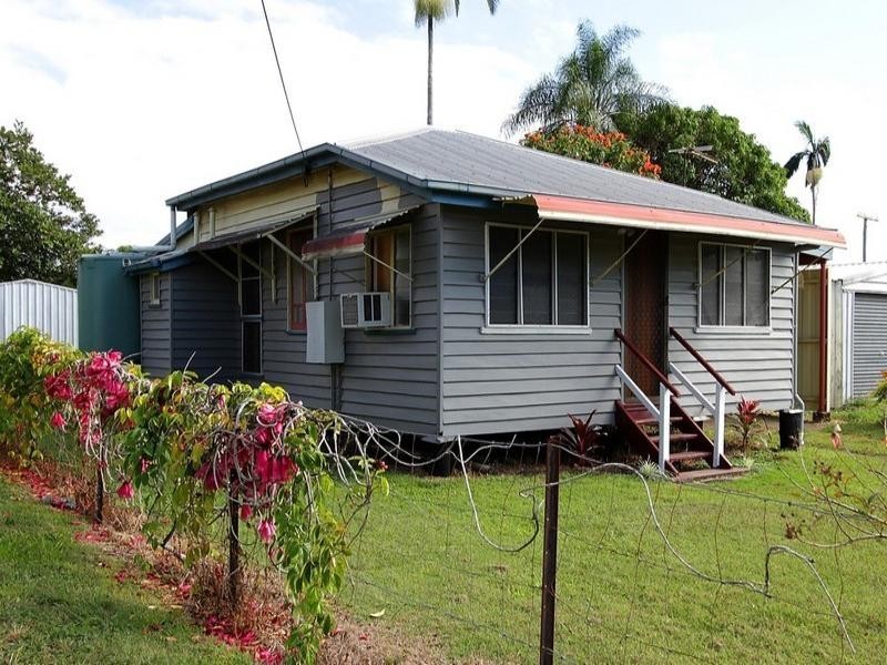 11 Bell Street, Sarina QLD 4737