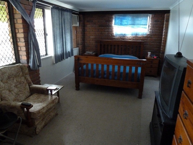 12 Phillip Street, Mount Pleasant QLD 4740