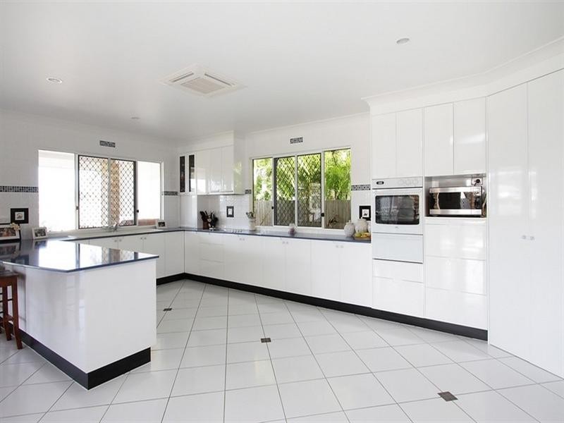 14 Portside Place, Shoal Point QLD 4750