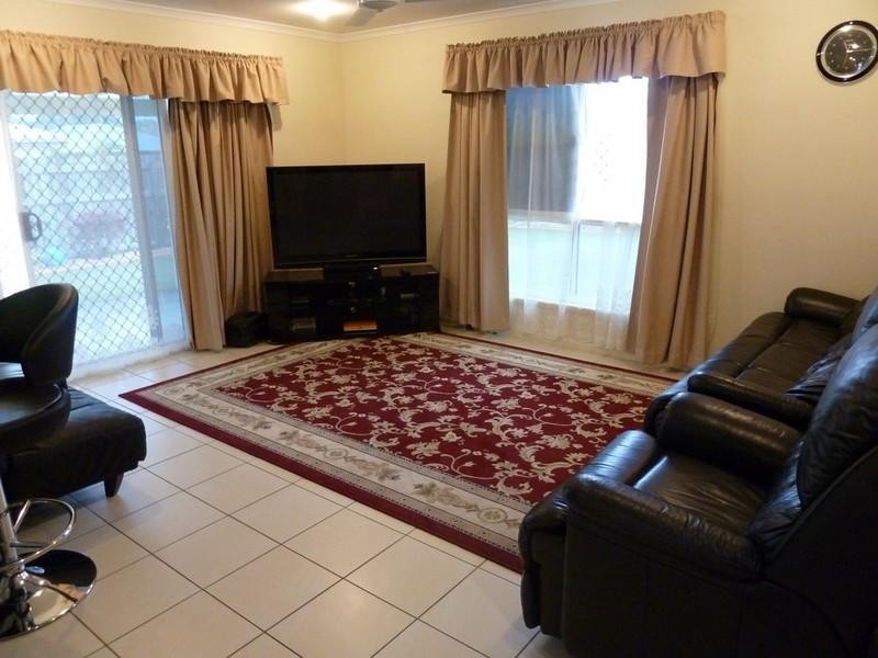 15 Deguara Drive, Beaconsfield QLD 4740