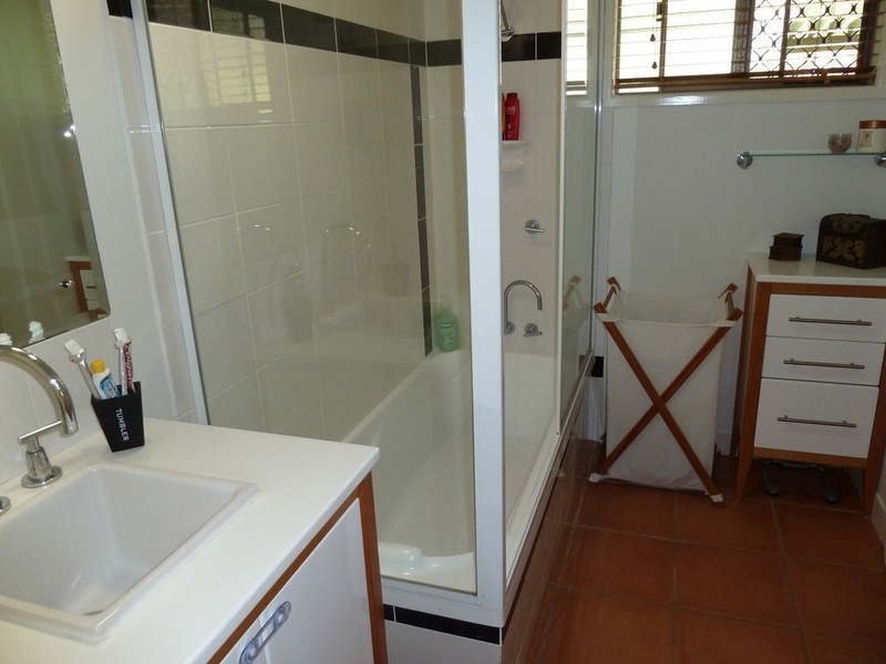 6 Murrays Road, Mount Pleasant QLD 4740