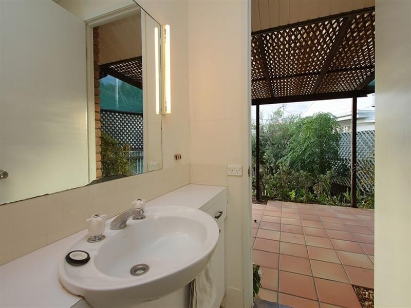 83 Ocean Avenue, Slade Point QLD 4740