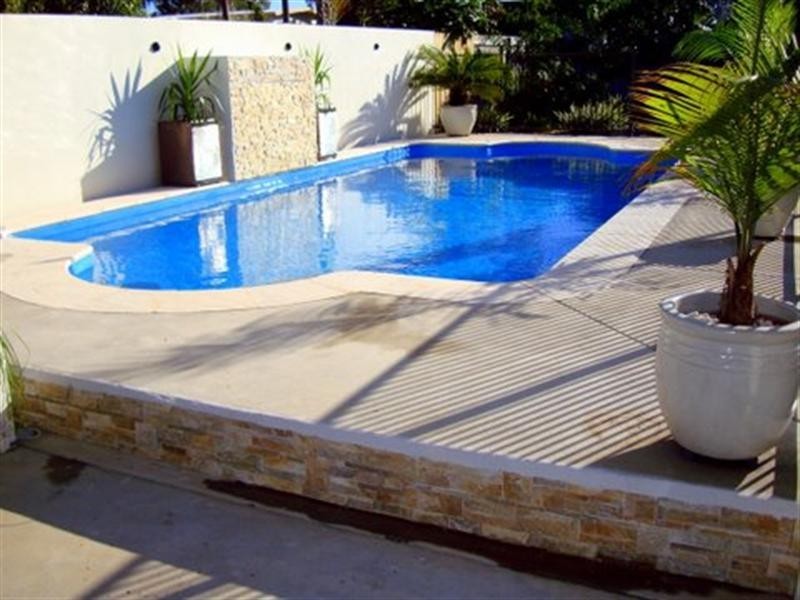 7 Rollinson Road, Mackay QLD 4740