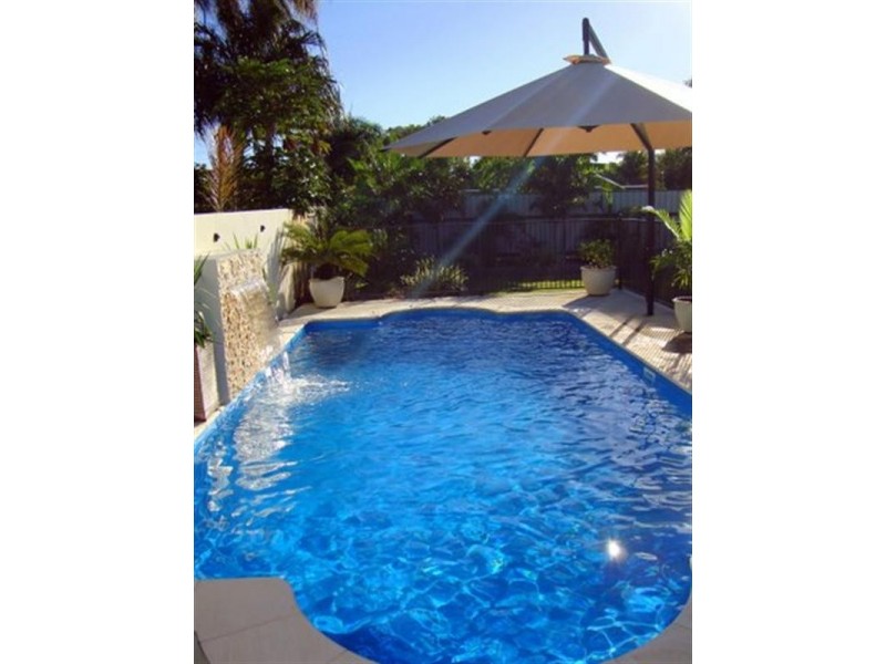 7 Rollinson Road, Mackay QLD 4740