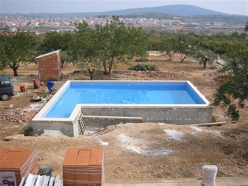 7 Rollinson Road, Mackay QLD 4740